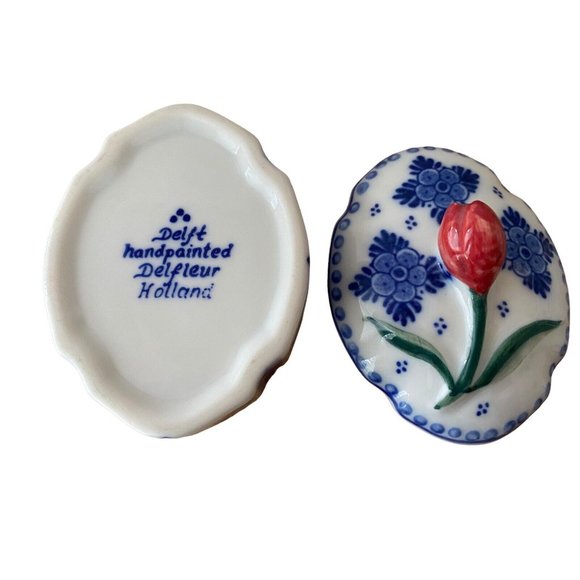 Delft Hand Painted Trinket Box Red Rose Blue Design Lidded W COA Dutch - Picture 6 of 7